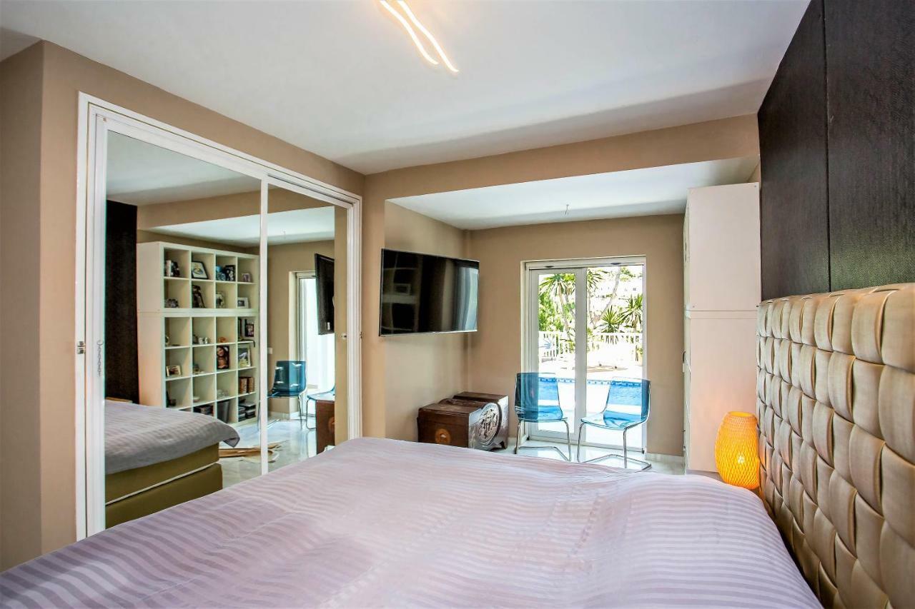 Luxury Villa With Swimming Pool And Jacuzzi Marbella Exteriör bild